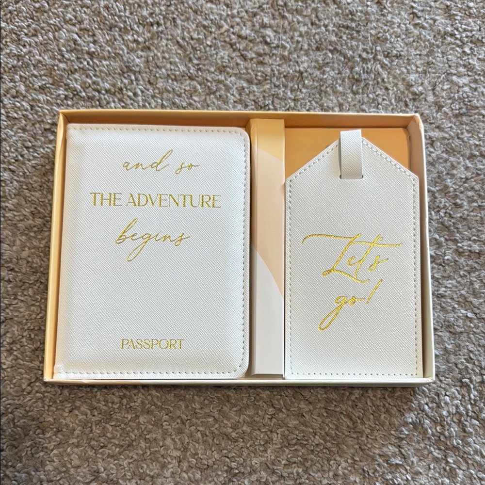 White and Gold Passport Holder and Luggage Tag Set